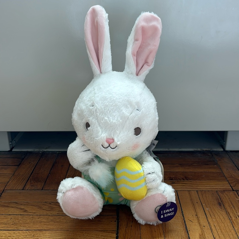 Hallmark Sunshiny Day Bunny with sound and motion